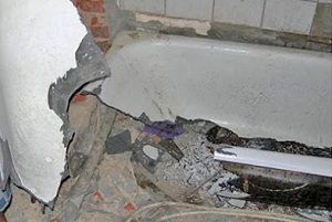 Демонтаж ванны в Добрянке